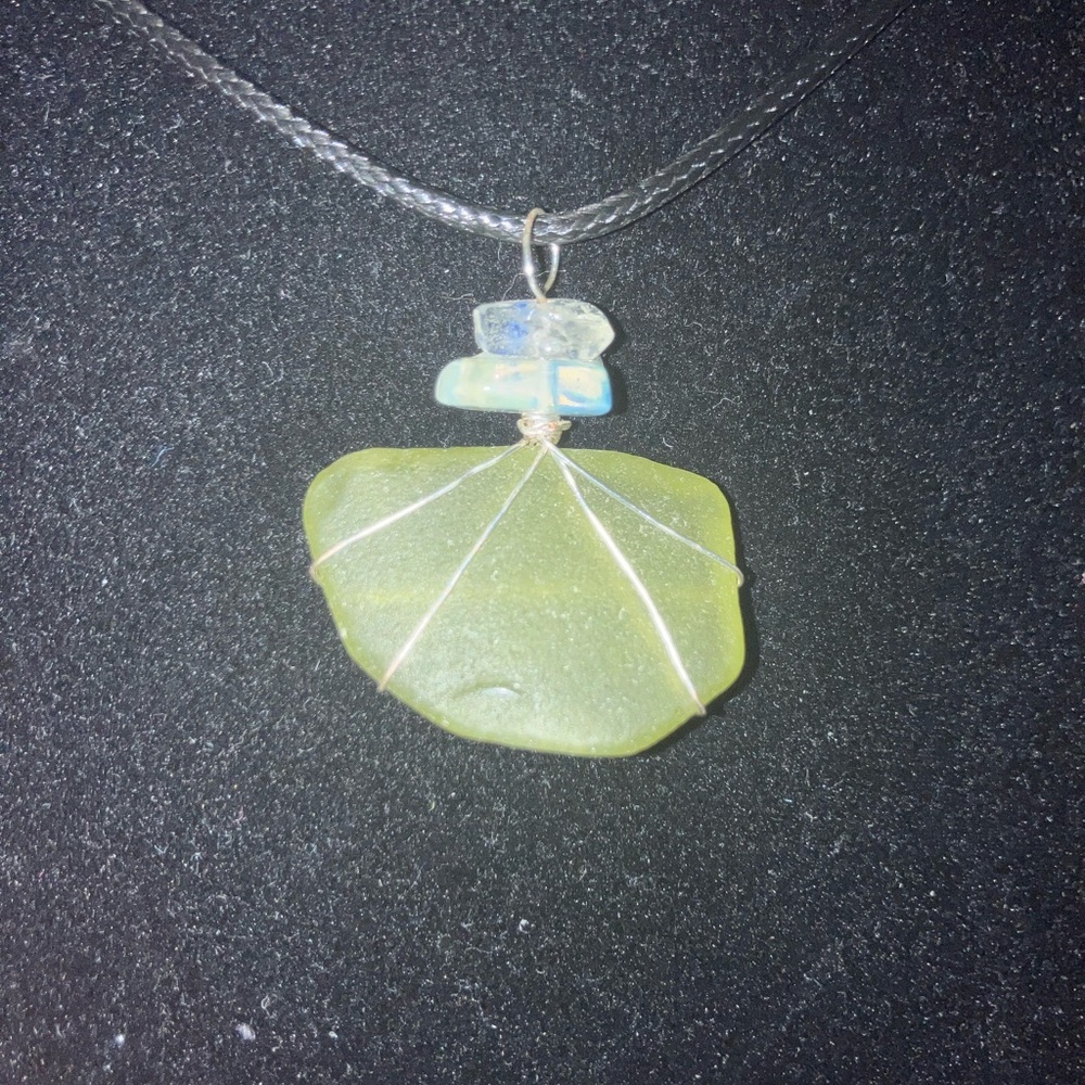 #110 handmade seagalss necklace pendant